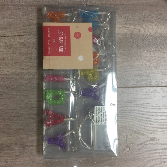 “Happy Holiday” LED Garland - Picture 2 of 3